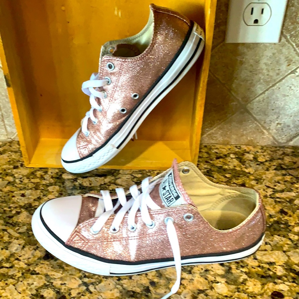 Converse pink metallic youth size 5 women’s 7
